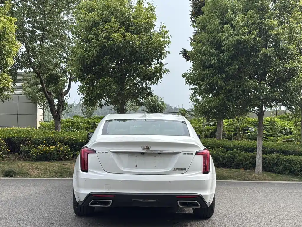 Cadillac CT5 — миниатюра 6