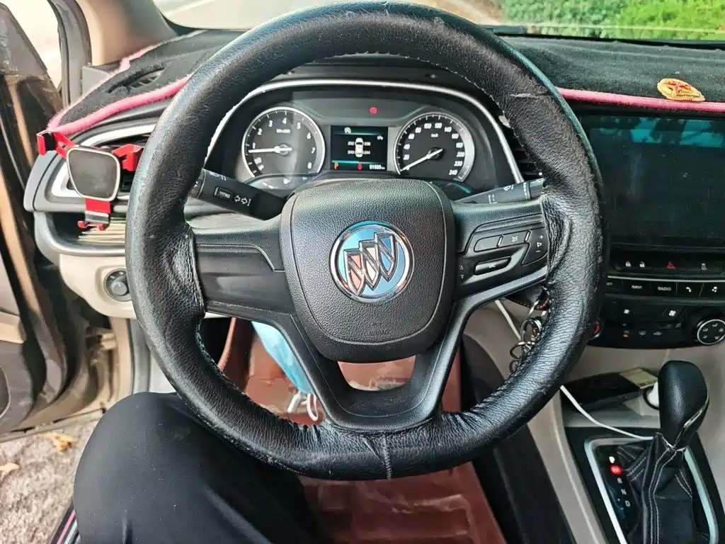 Buick Excelle — миниатюра 11