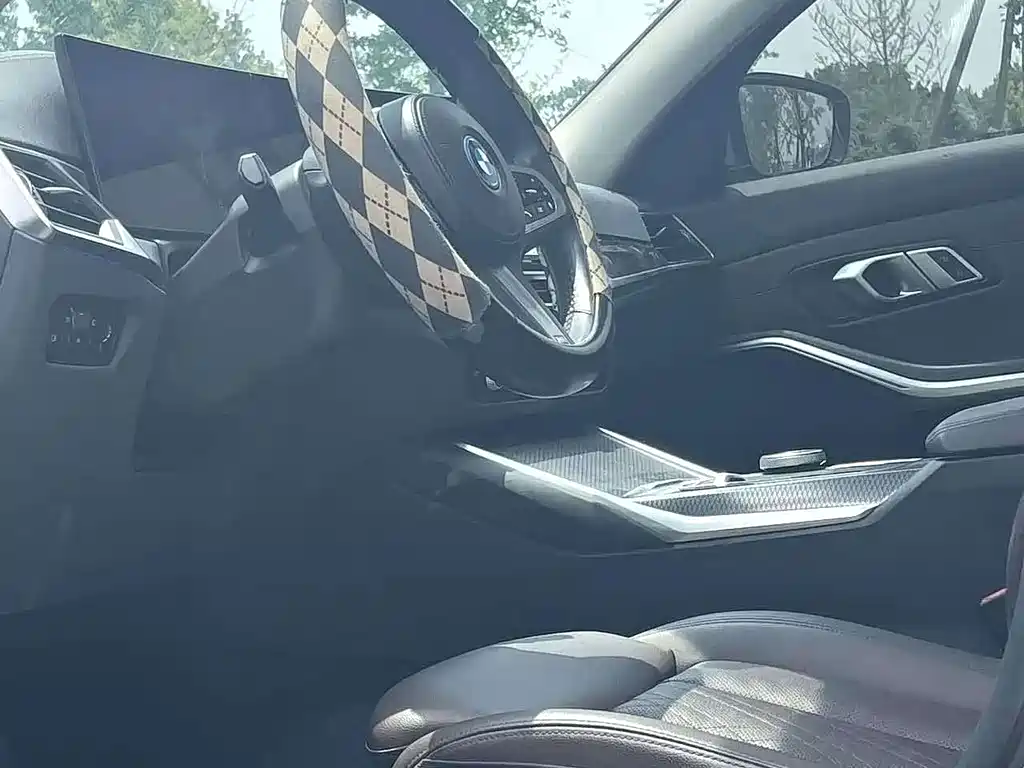 BMW i3 — миниатюра 6