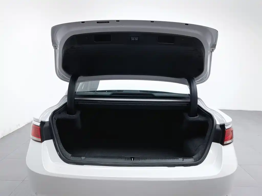 Geely Borui Hybrid — миниатюра 16
