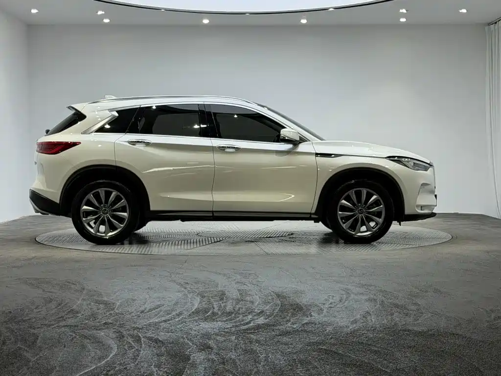 Infiniti QX50 — миниатюра 4