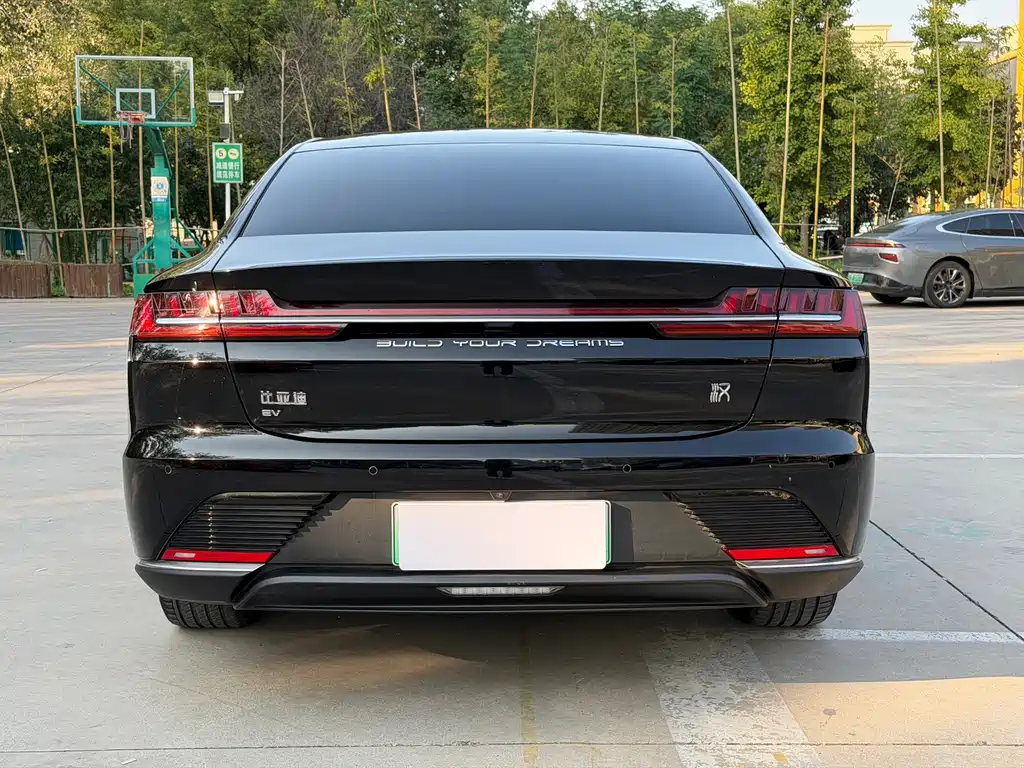 BYD Han — миниатюра 15