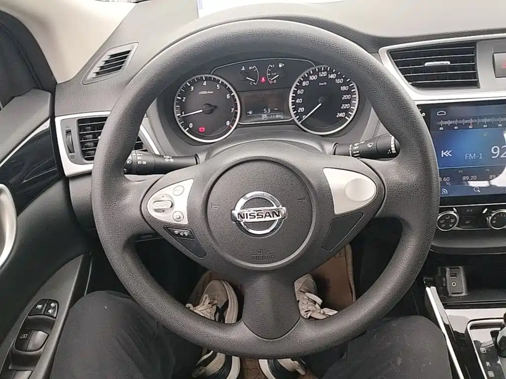 Nissan Sylphy — миниатюра 7