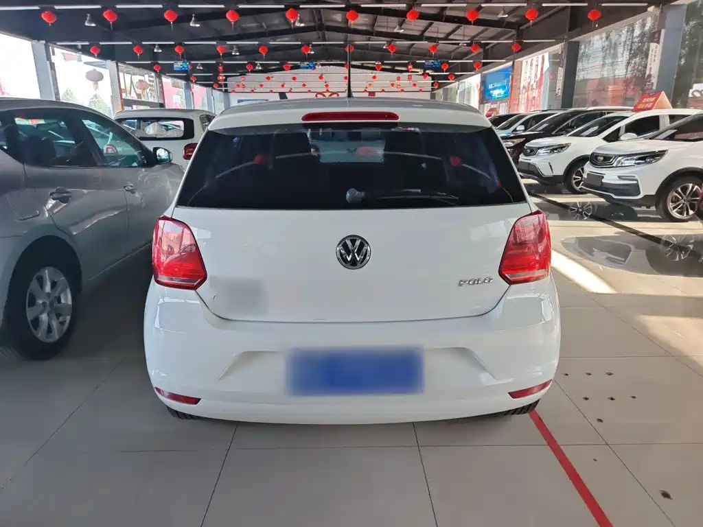 Volkswagen Polo — миниатюра 6