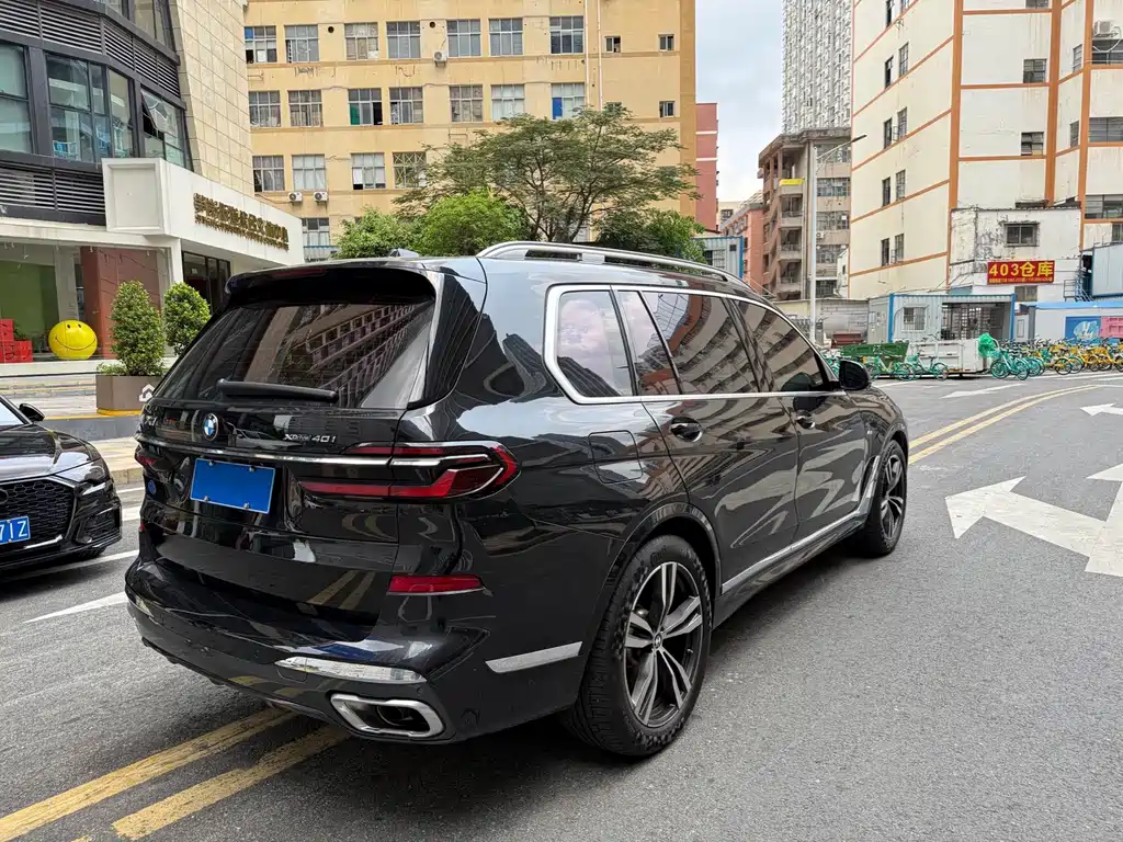 BMW X7 2023 xDrive40i Premium M Sport