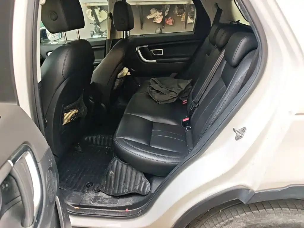 Land Rover Discovery Sport — миниатюра 18
