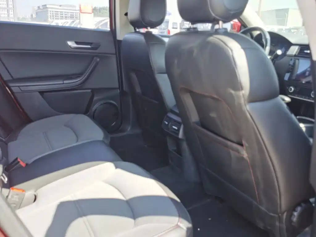 Qoros Qoros 3 — миниатюра 14
