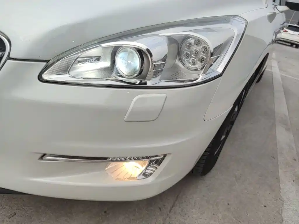Peugeot 508 — миниатюра 24