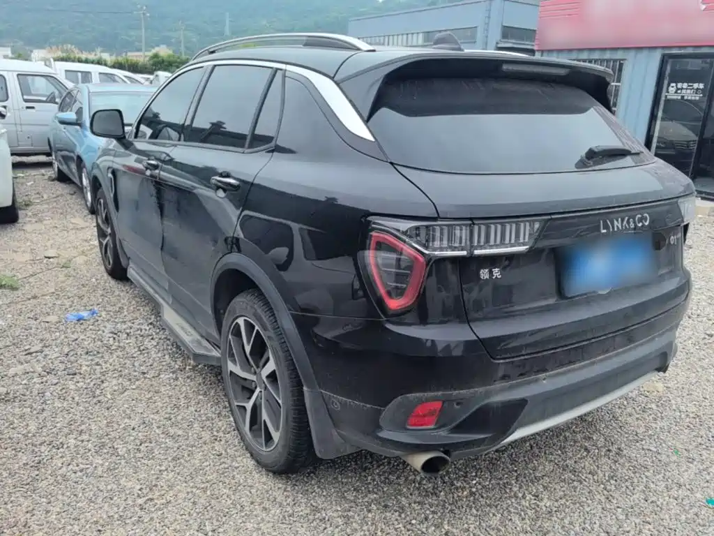 Lynk & Co 01 2017 2.0T Pro