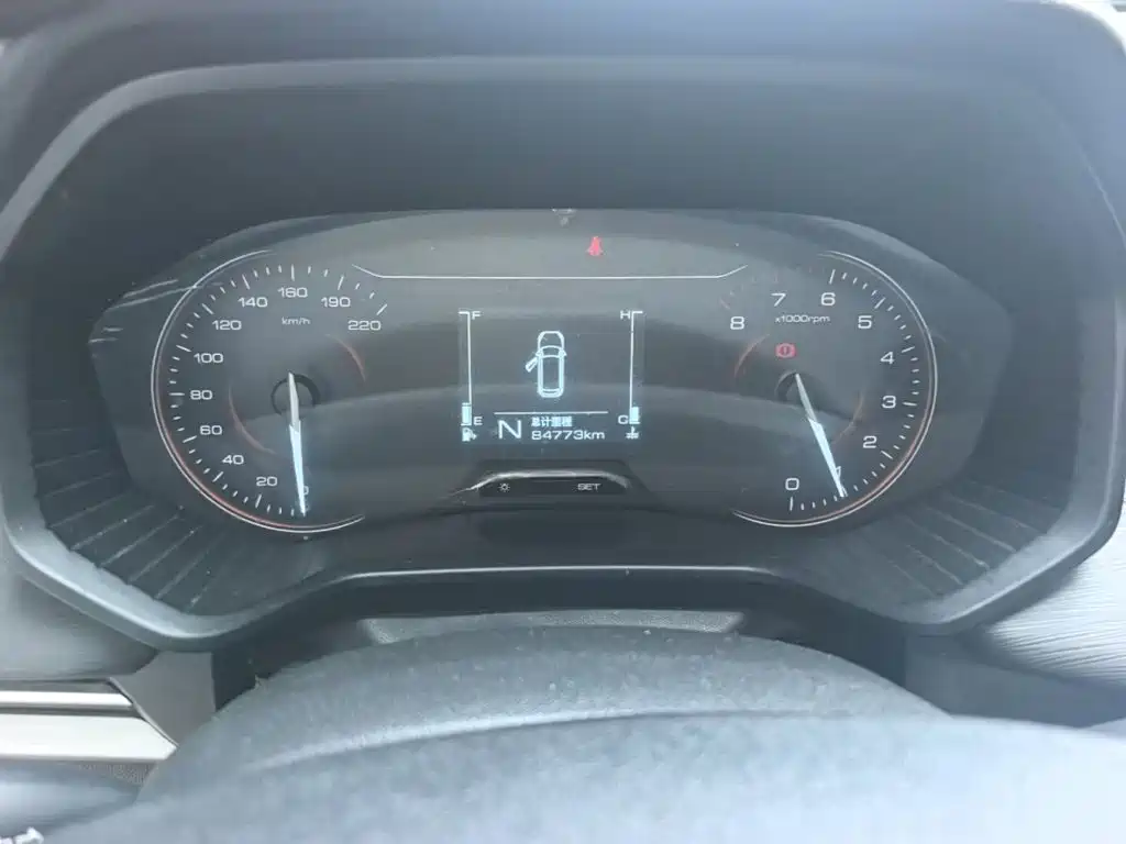 Wuling Jiachen — миниатюра 12