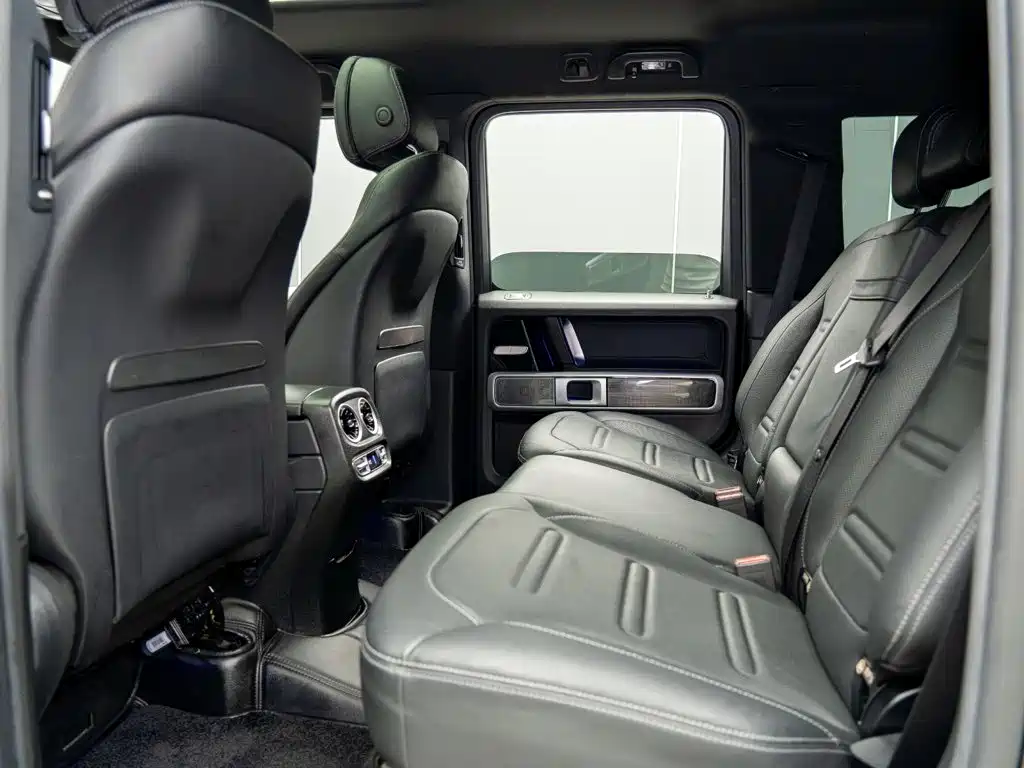 Mercedes-Benz G-Class — миниатюра 12
