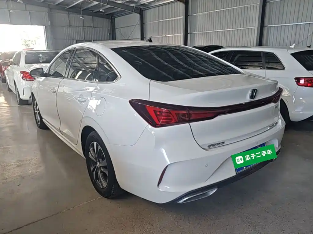 Changan Eado — миниатюра 5