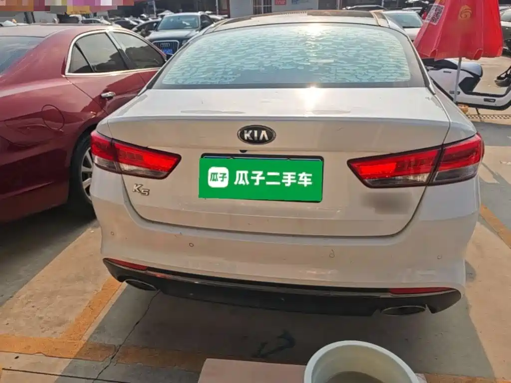 Kia K5 — миниатюра 6