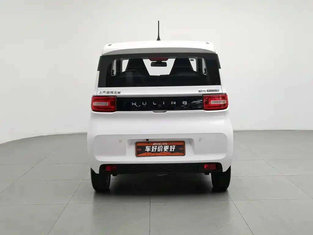 Wuling MINIEV — миниатюра 4