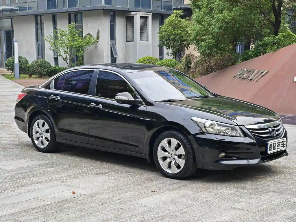 Honda Accord — миниатюра 2