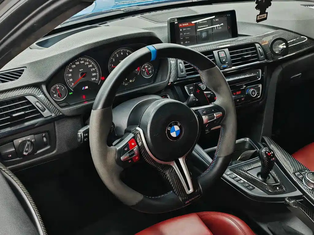 BMW M3 — миниатюра 8