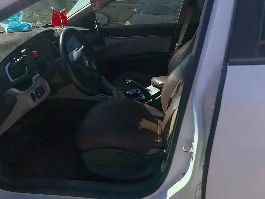 Buick Excelle — миниатюра 9