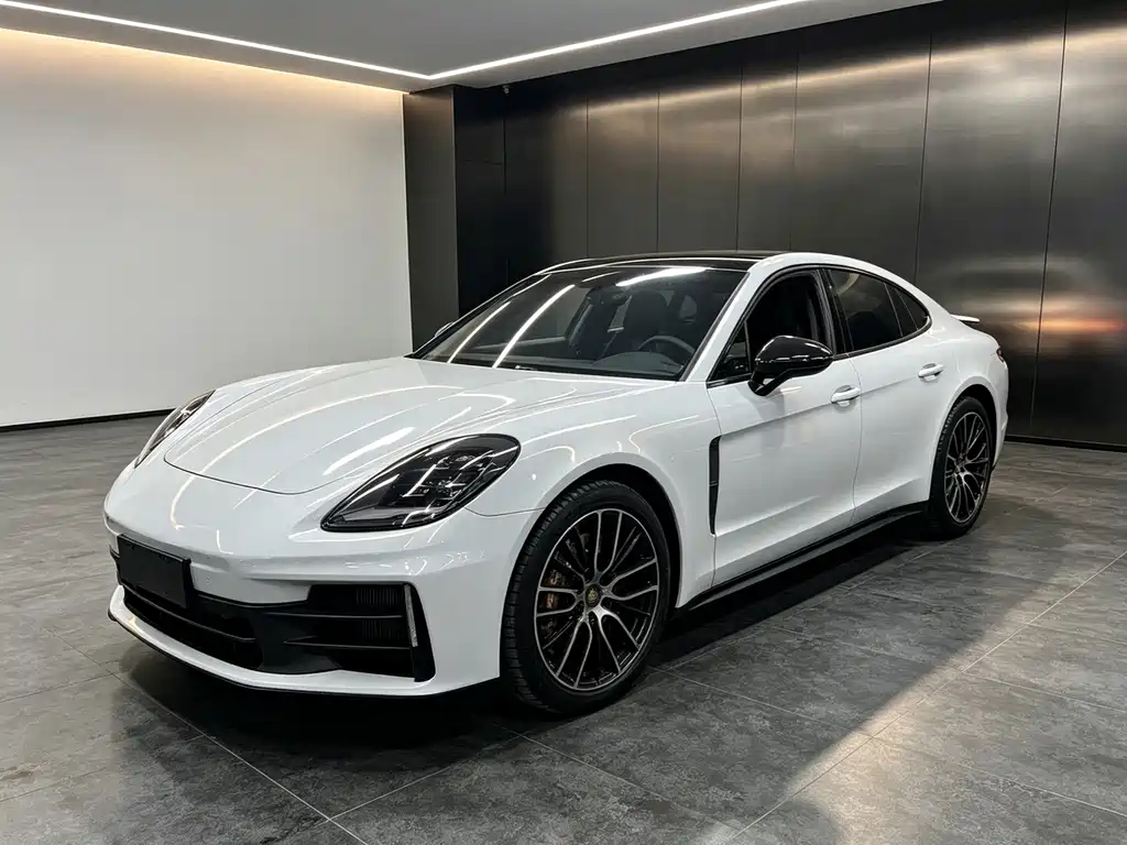 Porsche Panamera — миниатюра 2