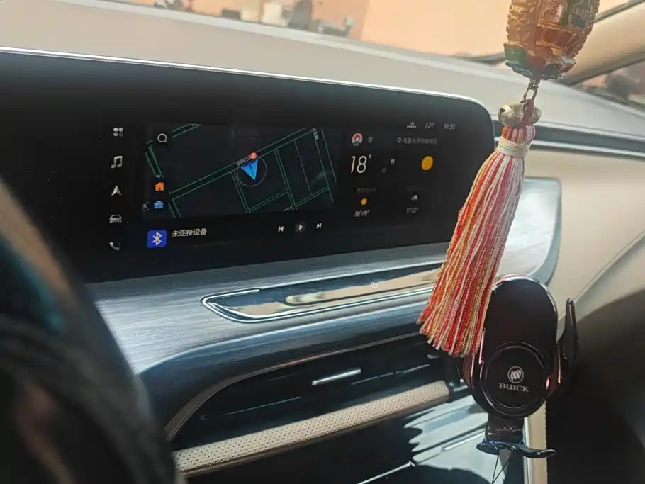 Buick GL8 — миниатюра 13