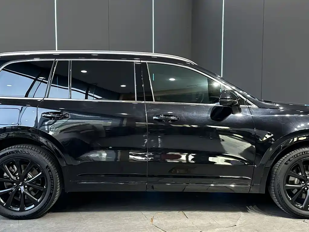 Li Auto Li ONE — миниатюра 4