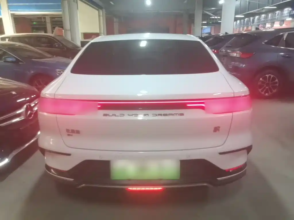 BYD Han — миниатюра 6