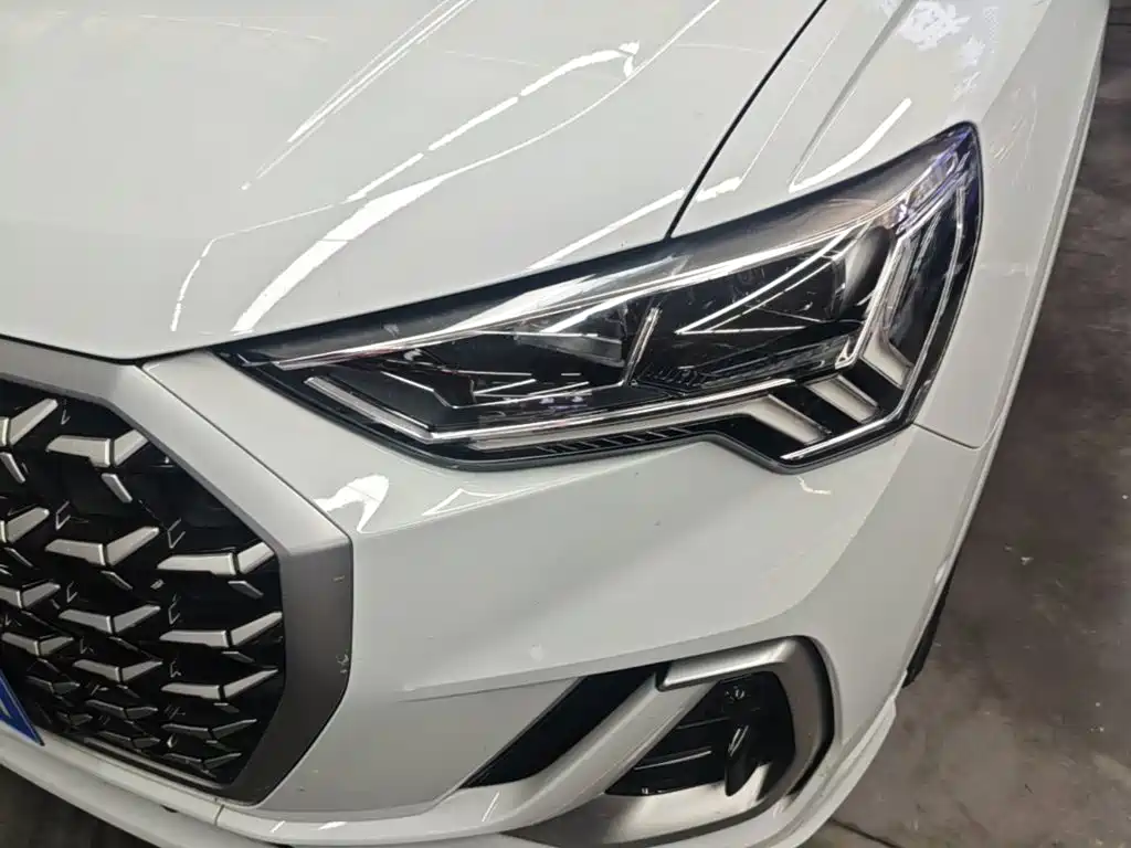 Audi Q3 — миниатюра 24