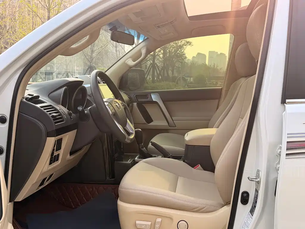 Toyota Prado (Import) — миниатюра 9