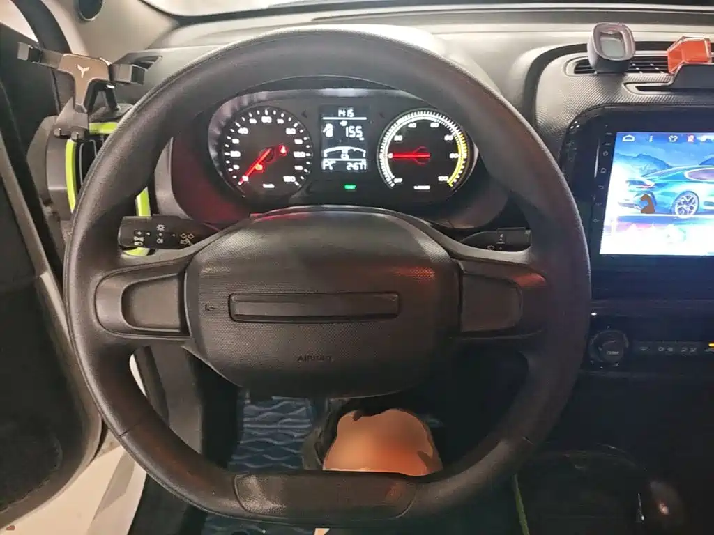 Roewe Clever — миниатюра 11