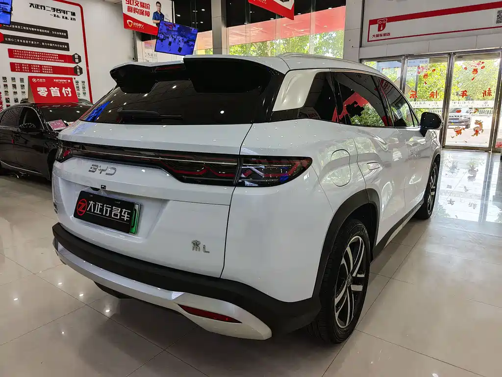 BYD L DM-i — миниатюра 6