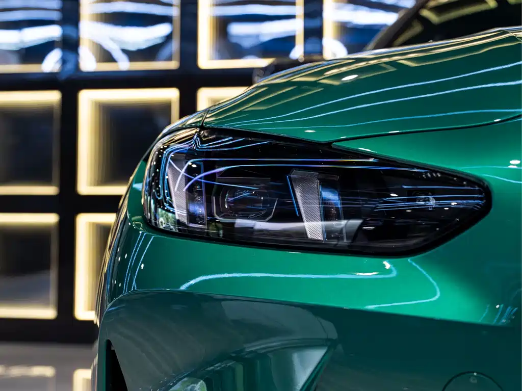 BMW M4 — миниатюра 8
