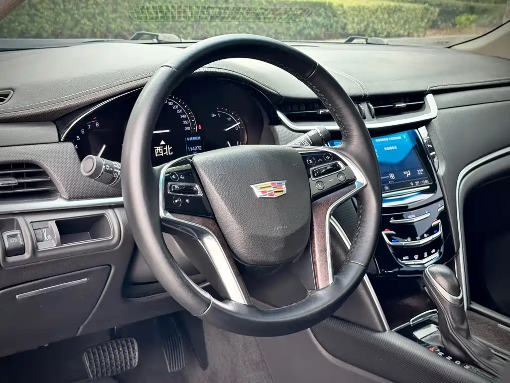 Cadillac XTS — миниатюра 12