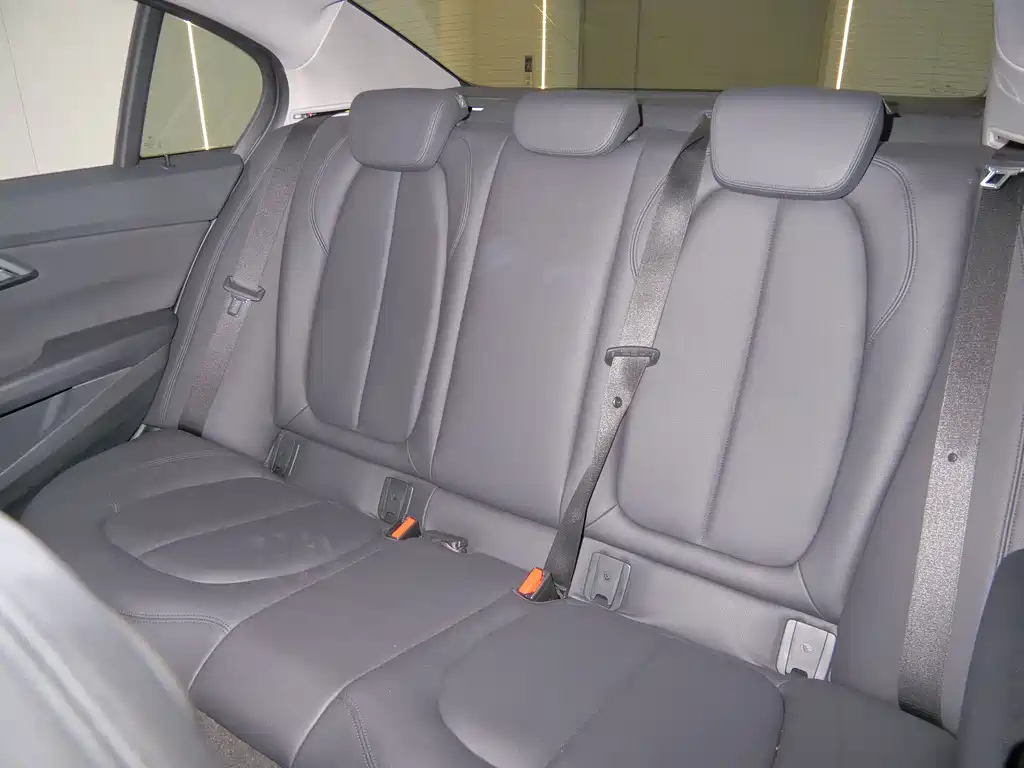 BMW 1 Series — миниатюра 12
