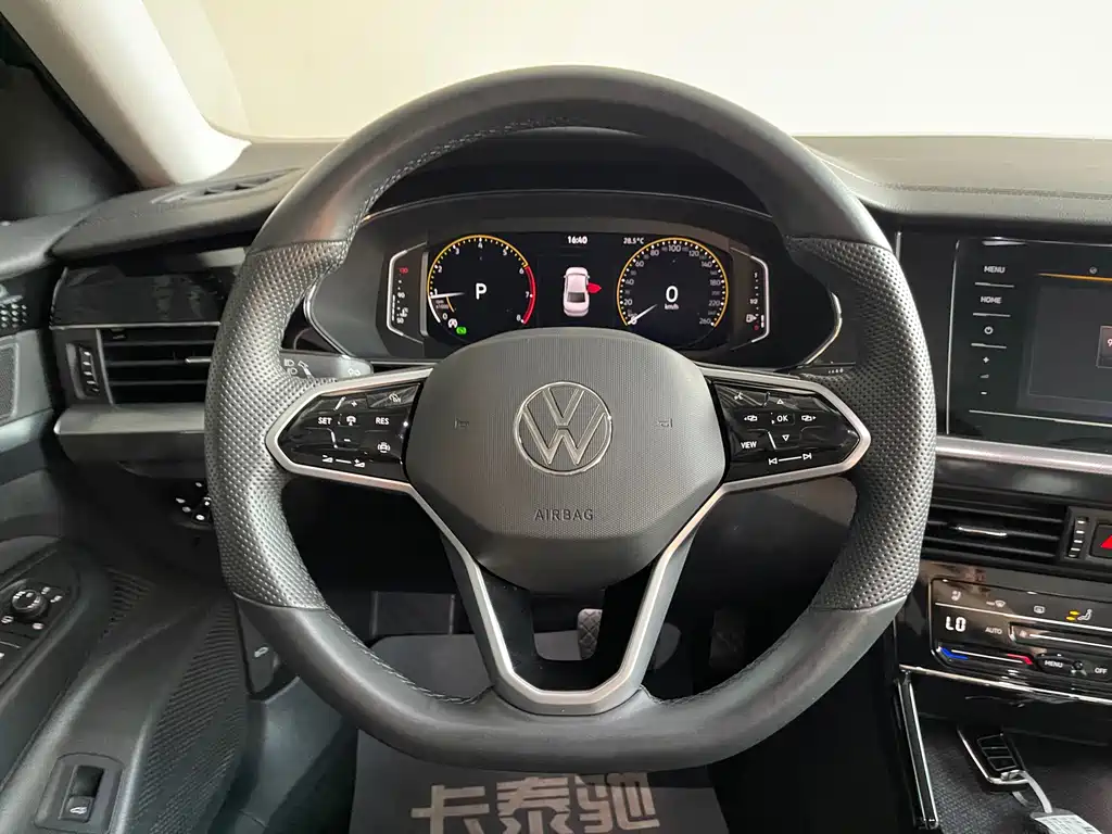 Volkswagen Passat — миниатюра 32