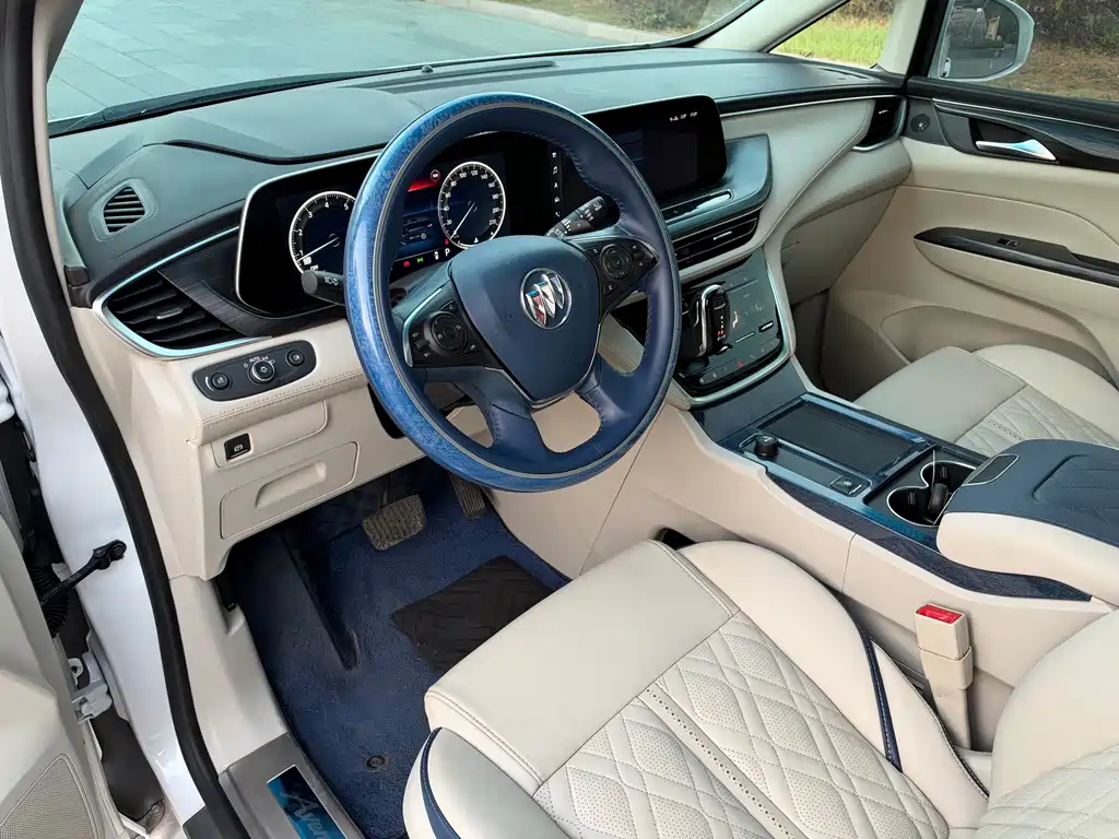 Buick GL8 — миниатюра 9