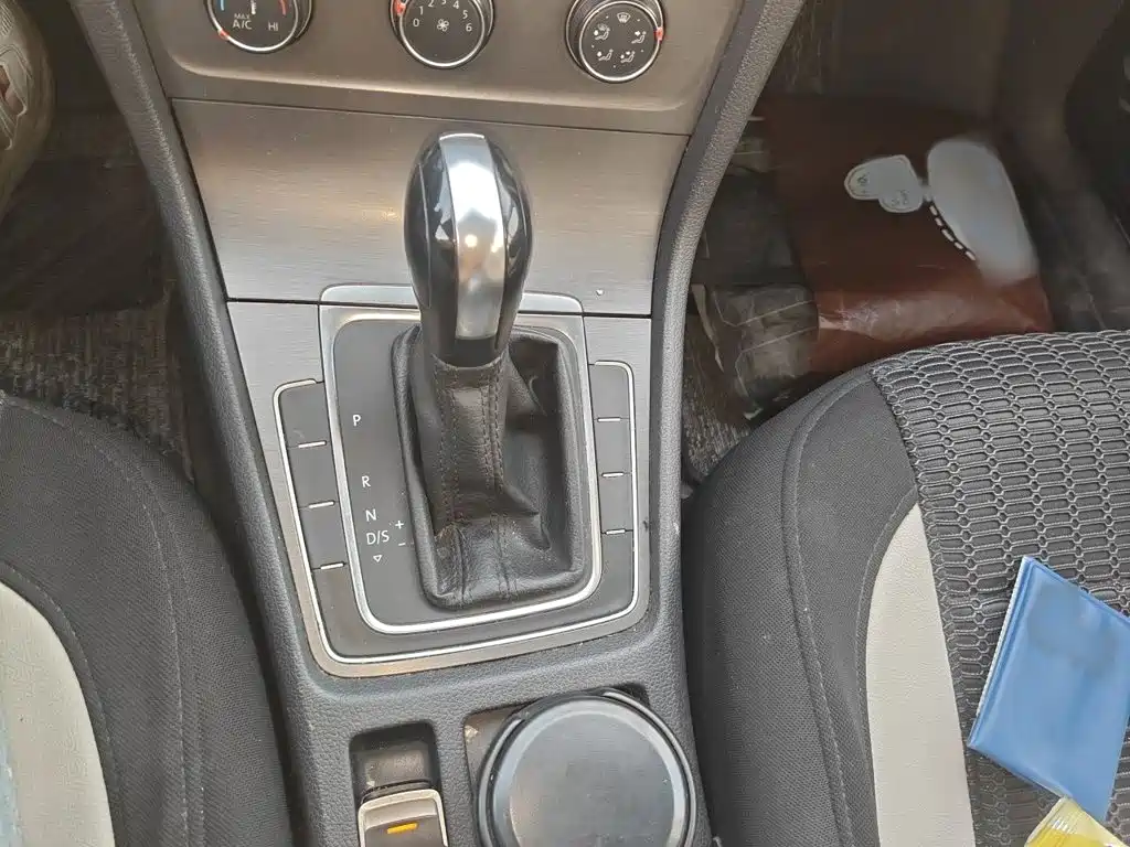 Volkswagen Golf — миниатюра 7