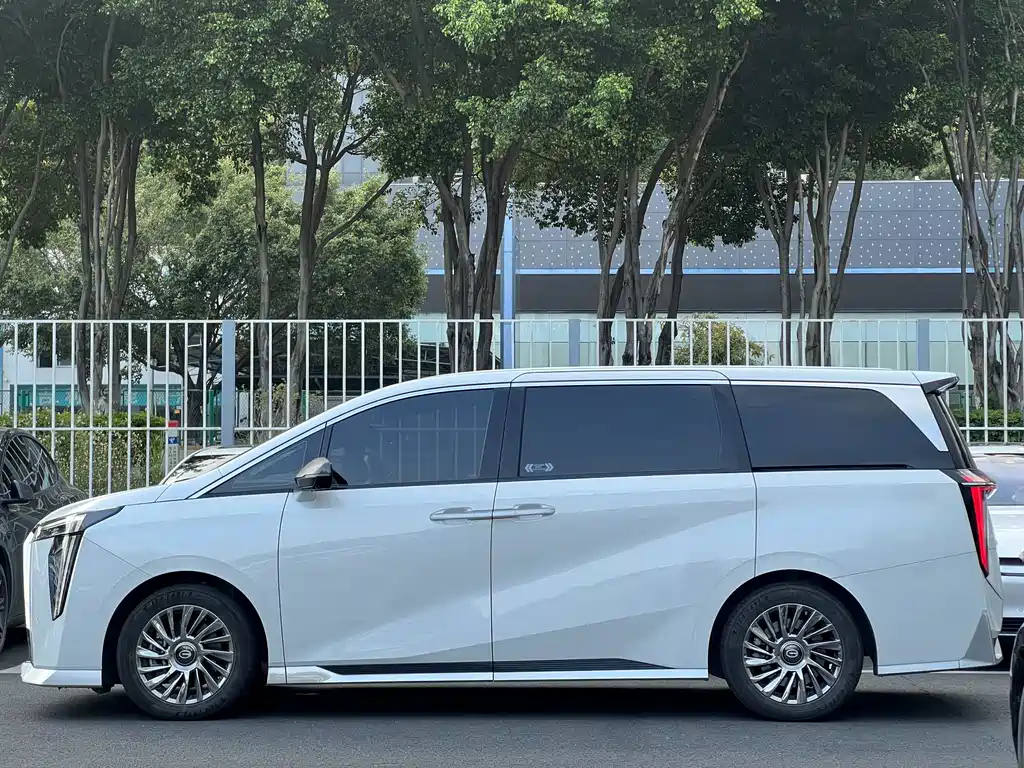 GAC Motor Trumpchi M8 — миниатюра 7