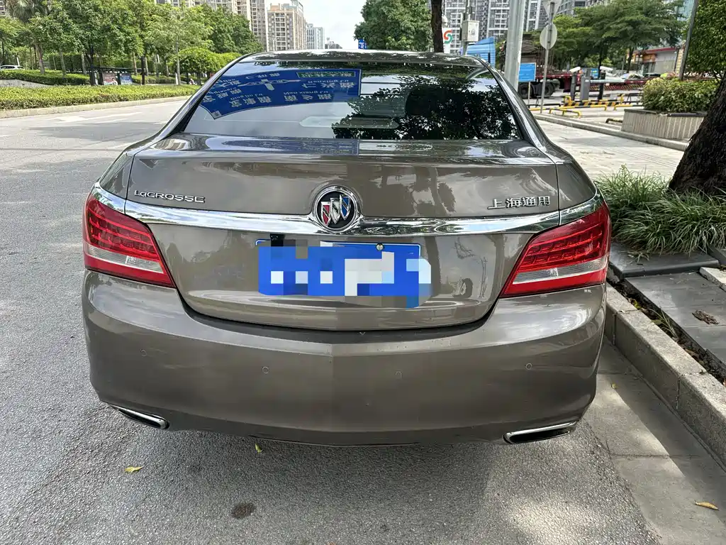 Buick LaCrosse — миниатюра 9