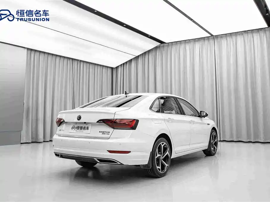 Volkswagen Sagitar — миниатюра 5