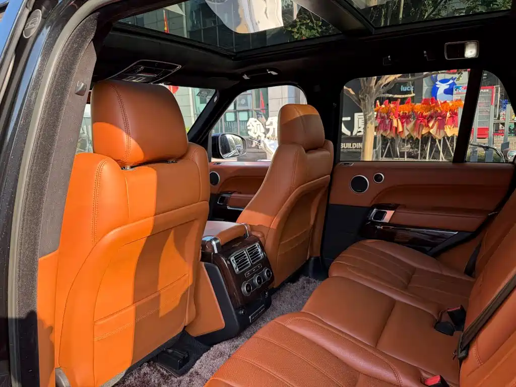 Land Rover Range Rover — миниатюра 11