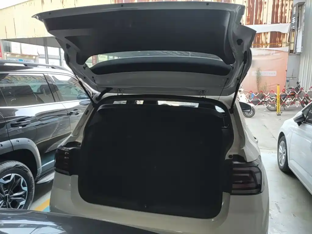 Volkswagen T-Cross — миниатюра 19