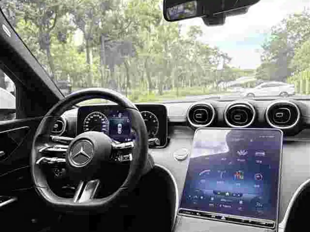 Mercedes-Benz C-Class — миниатюра 5