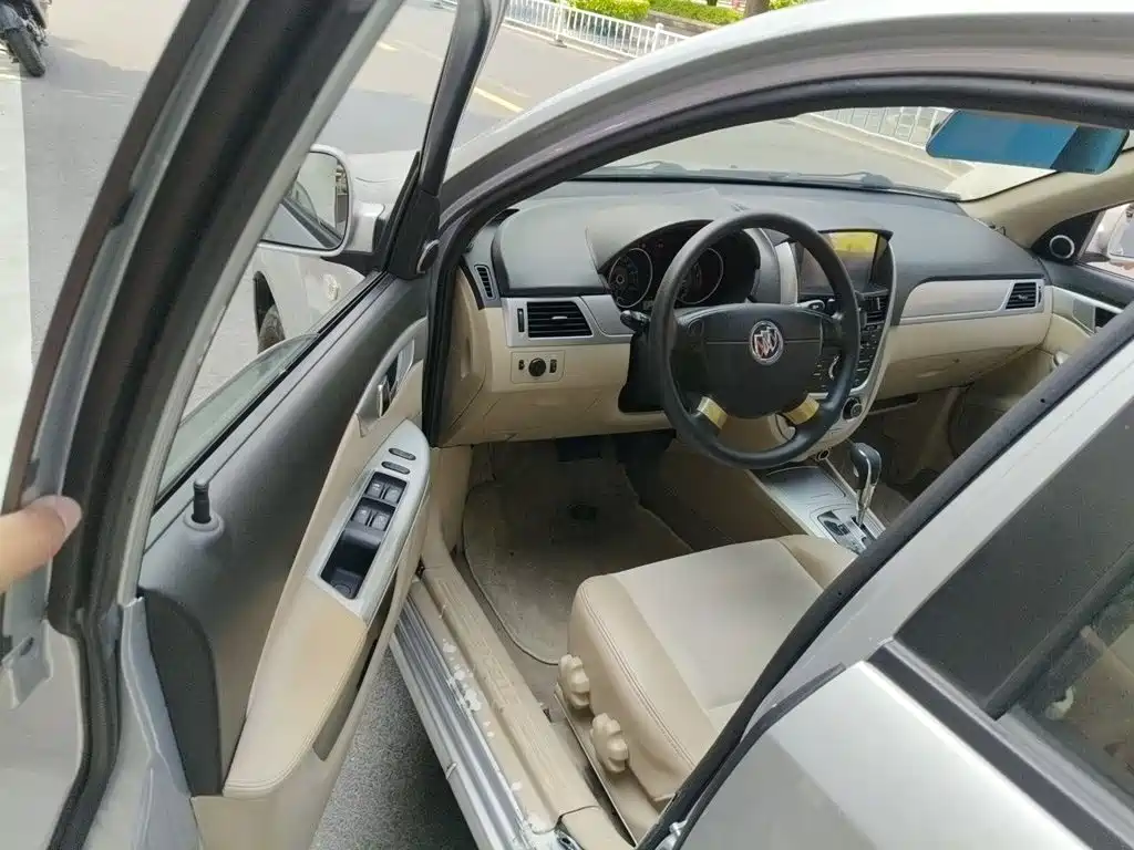 Buick Excelle — миниатюра 17