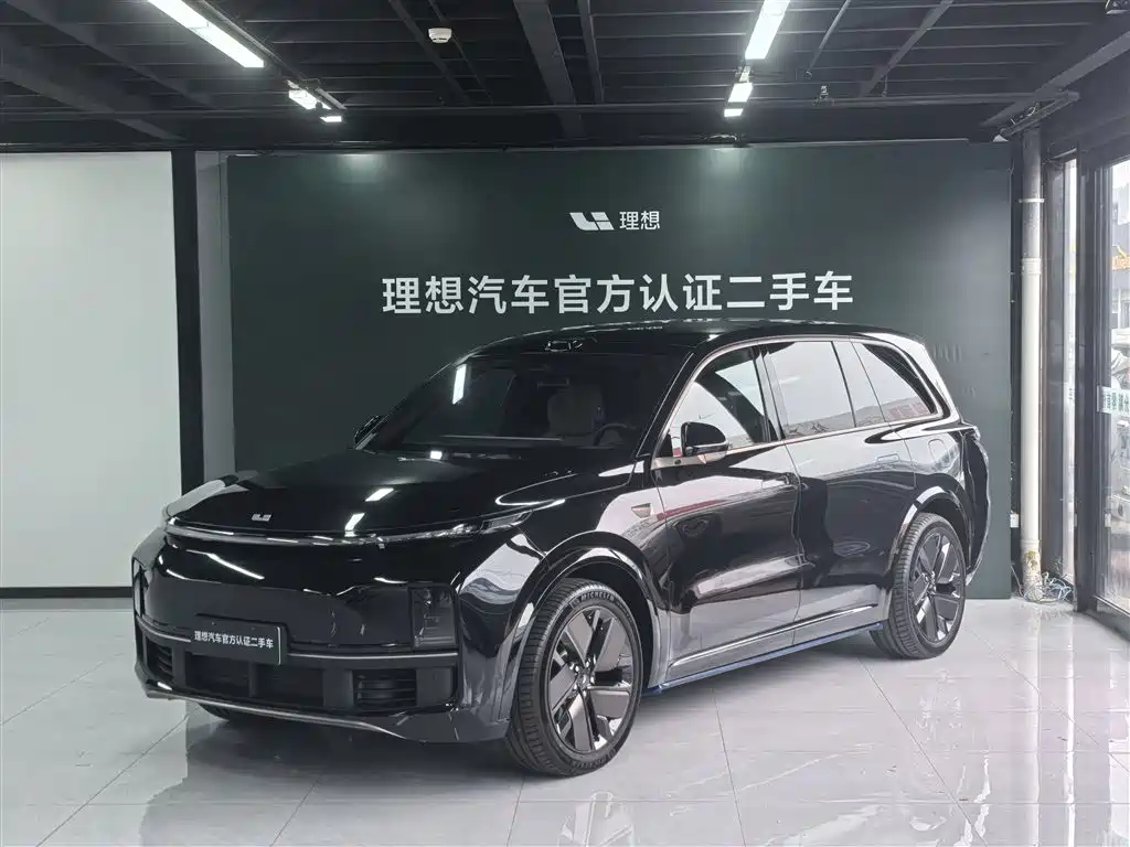 Li Auto Li L9 2025