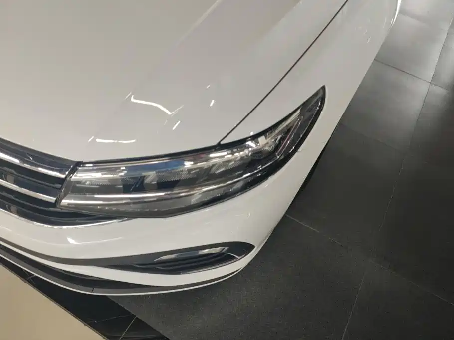 Volkswagen Bora — миниатюра 5