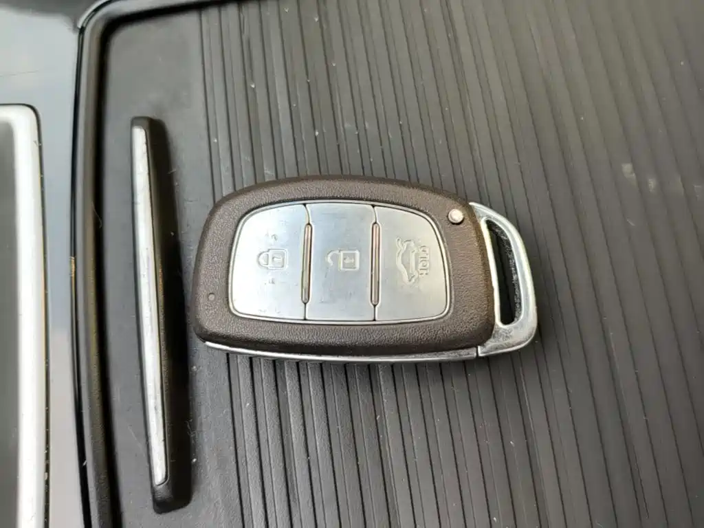 Hyundai Mistra — миниатюра 9