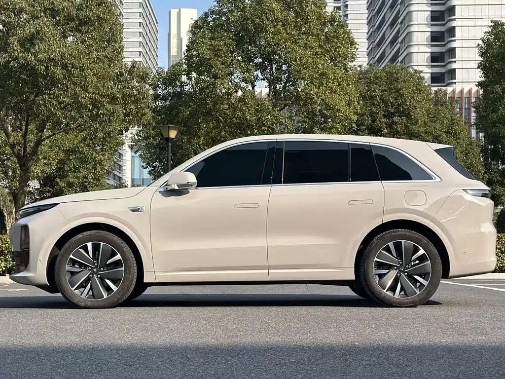 Li Auto IDEAL L6