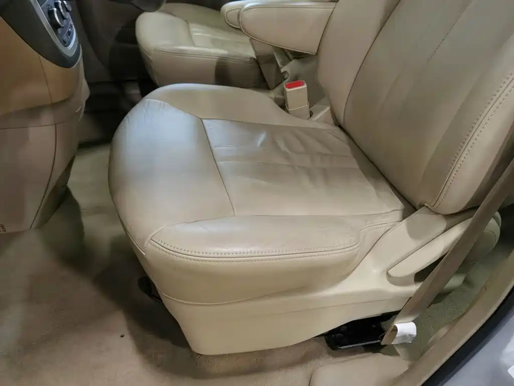 Buick GL8 — миниатюра 20