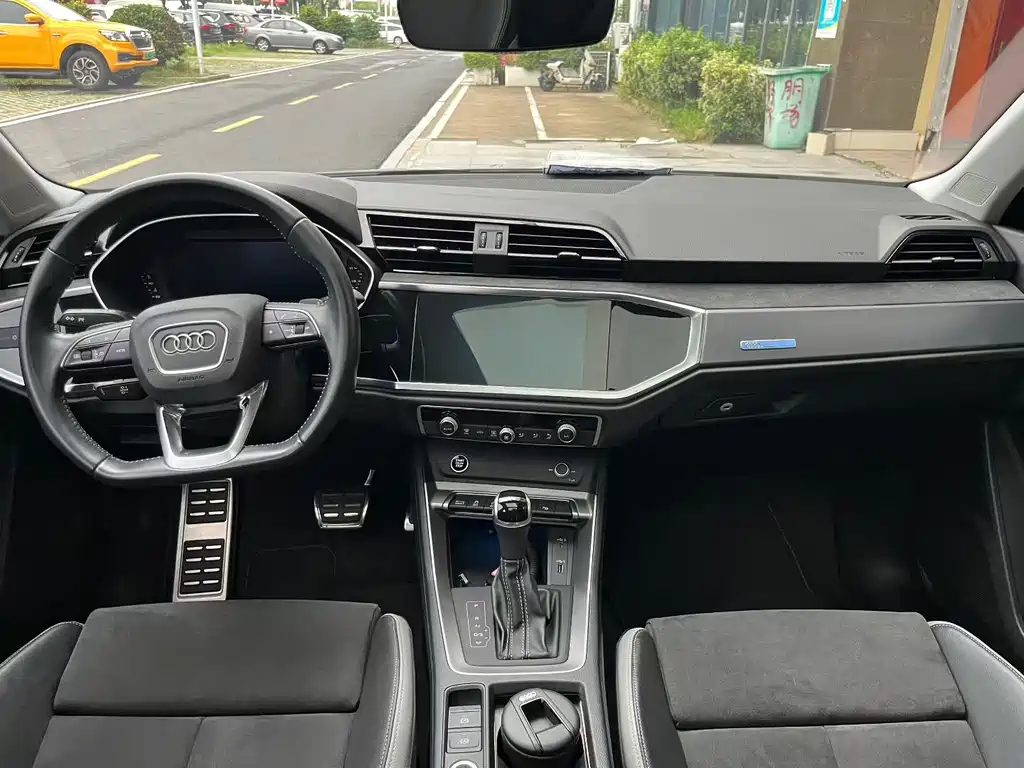 Audi Q3 — миниатюра 9