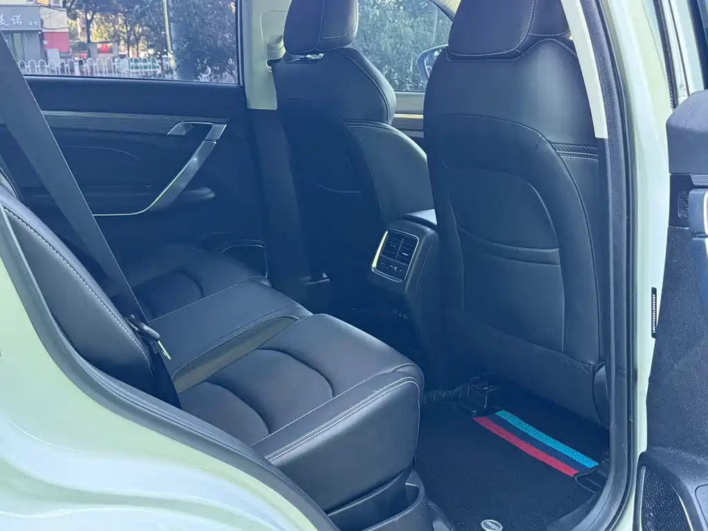 Geely Boyue — миниатюра 11