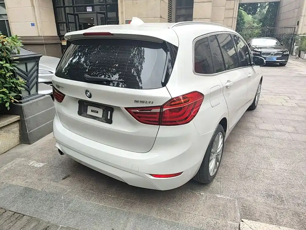 BMW 2 Series Gran Tourer — миниатюра 7